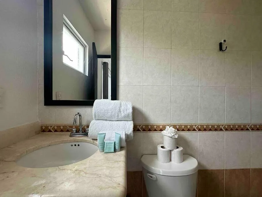 G302 - Perfectly Located Penthouse With Heated Pool! Apartamento Playa del Carmen 0*,
