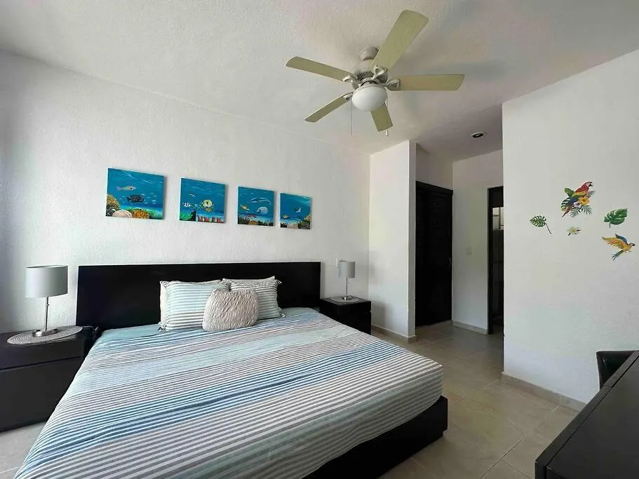 G302 - Perfectly Located Penthouse With Heated Pool! Apartment Playa del Carmen Mexico